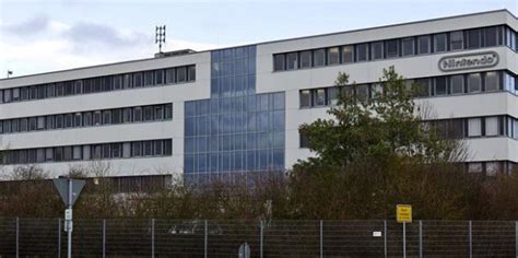 A Höermann Ecn Siren On Top Of The Nintendo Europe Headquarters In