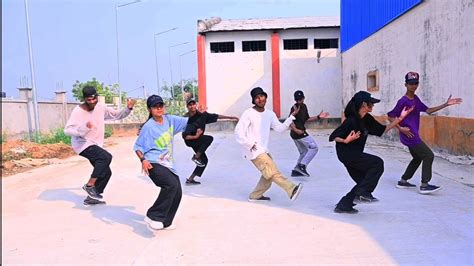 Aye Meri Natkhati College Ki Ladkiyon Ye Dil Aashiqana Dance Video