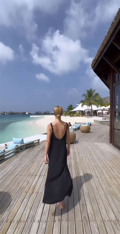 Izabela Janachowska W Bikini Na Wakacjach Co Za Cia O Pudelek