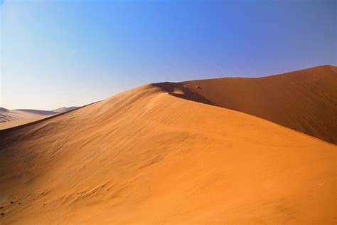 Disgusting Namibian Authorities Fume After Naked Tourists Strip Off At Big Daddy Dune Euronews
