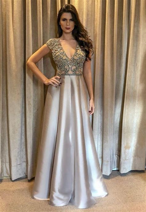Vestido De Festa Prata - vestido de festa prata estilo princesa | Custom made prom dress, Long ...