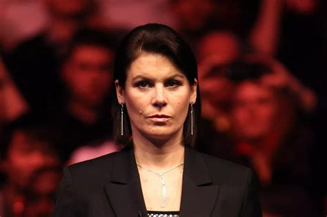 Meet First Female Snooker Ref To Officiate World Final Who Now Runs