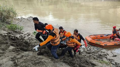 Tim SAR Gabungan Berhasil Menemukan Jenazah Korban Tenggelam Di Sungai