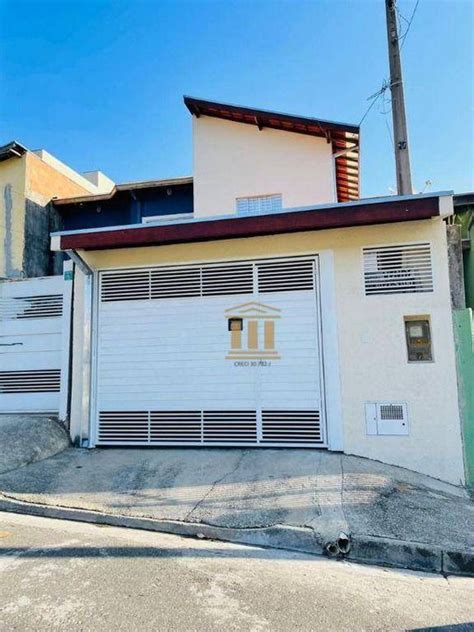 Casa de Condomínio na Rua Doutor Wanderson Amorim dos Santos Santa