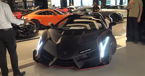 2022 Lamborghini Veneno Roadster Black