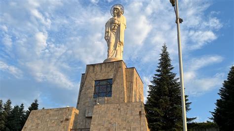 Празнуваме Рождество Богородично | dnes.dir.bg