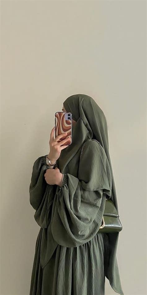 Pin By Wildan Wildan On Simpan Cepat Khimar Style Muslim Outfits