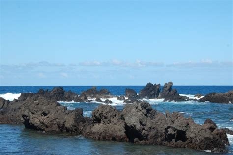 Laupahoehoe Point Beach Park in Laupahoehoe, Hawaii - Kid-friendly Attractions | Trekaroo