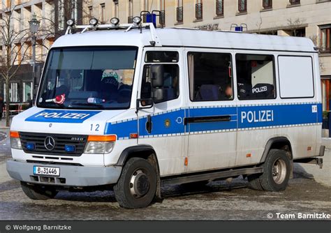 Einsatzfahrzeug B Mb Vario D Grukw Bos Fahrzeuge