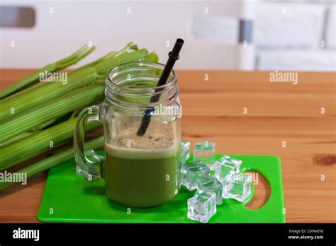 Healthy Celery Diet For The Treatment Of Incurable Mysterious Diseases