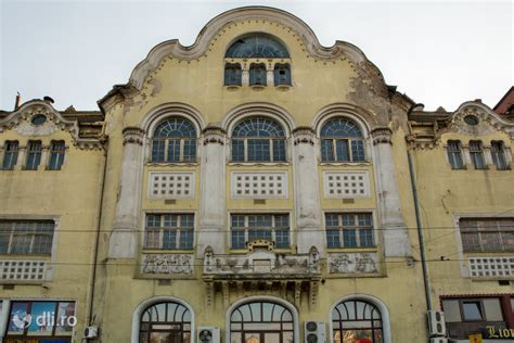 Palatul Vulturul Negru Din Oradea Descoper Istoria Vibrant