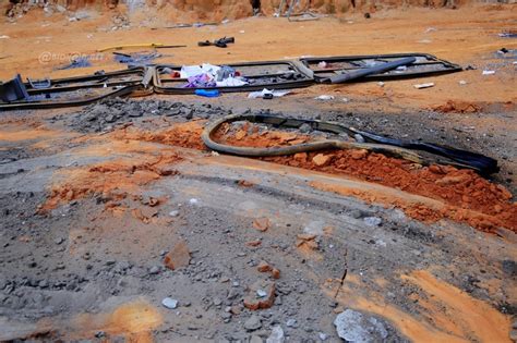 Drame Chute D Un Bus De Sotra Dans Une Fosse De Chantier Au Plateau