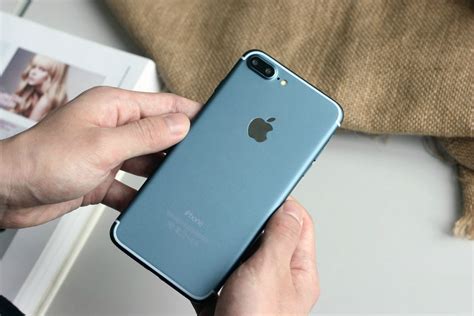 Leaked pics claim to show working iPhone 7 Plus in a new color you’ve ...