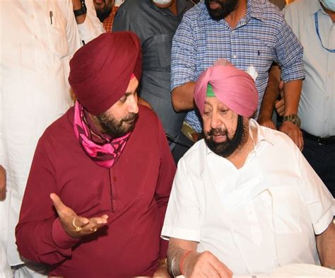 Must Walk Together Congress As Navjot Sidhu Attacks Capt Amarinder