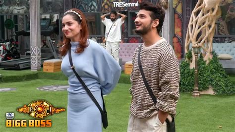 Bigg Boss 17 Update Ayesha Ko Lekar Bigg Boss Ne Ki Munawar Ki Tang