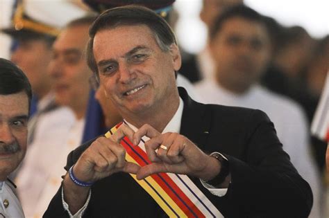 Bolsonaro Diz Que Atrito Com Maia é Chuva De Verão