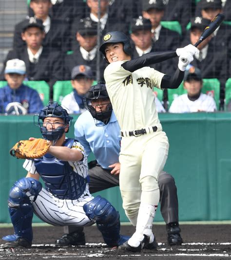 選抜高校野球：夏春連覇を狙う作新、打線爆発で好発進 写真特集99 毎日新聞