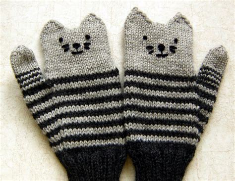 Catsparella: Kitten Mittens