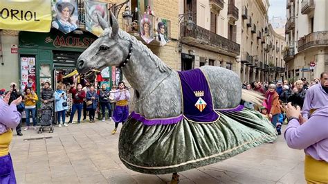 XXVIII TROBADA DE GEGANTS CAPGROSSOS BESTIARI I BALLS TRADICIONALS