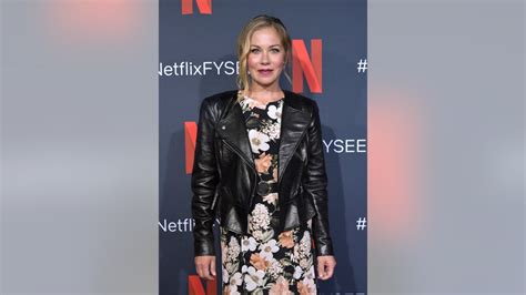 Christina Applegate Reveals How She Copes With Ms My Humor Shield Keeps Me Ok Fox News