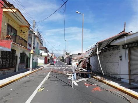 Surada En Orizaba Deja árboles Caídos Y Cortes De Energía Eléctrica