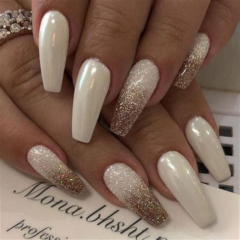 20 Elegant Long White Coffin Nail Ideas Coffin Nails Acrylic Nails