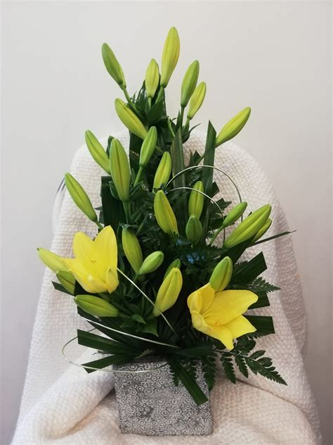 Lily Arrangement Baldivis Enchanted Florist