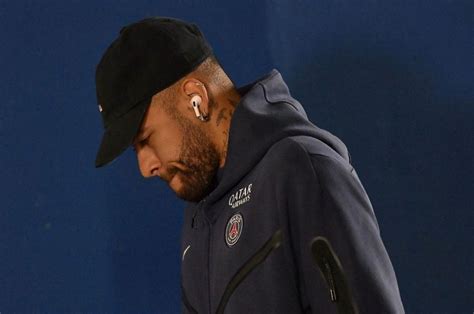 Neymar passará por cirurgia e deve perder temporada ACORDA DF