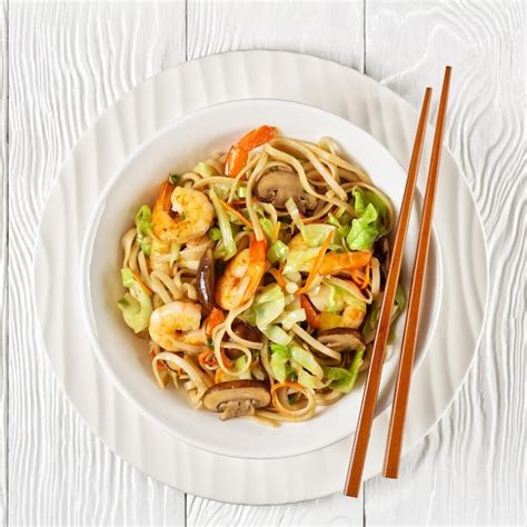 Crevettes Yaki Udon Nouilles Udon Saut Es Aux Crevettes Chou Ch Taigne