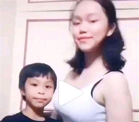 Kaka Dan Adik Ngento Bareng Di Rumah Sendirian VideoSex