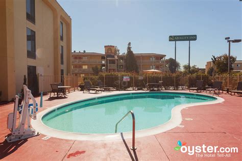 La Quinta Inn & Suites by Wyndham Oakland Airport Coliseum - The Pool at the La Quinta Inn ...