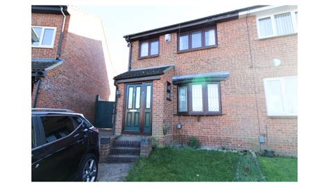 Leygreen Close Luton Lu2 0sq 3 Bed Semi Detached House £1 550 Pcm £