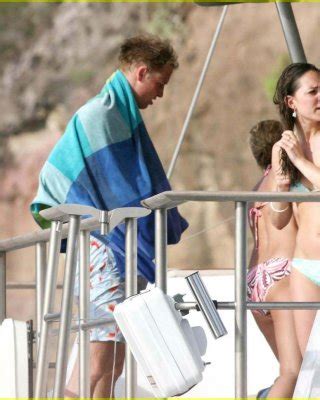 Kate Middleton Exposing Her Fucking Sexy Body And Hot Ass In White Bikini Porn Pictures XXX