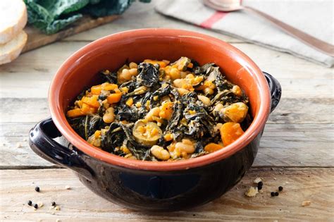 Ricetta Zuppa Di Cavolo Nero Con Pane Toscano Cucchiaio D Argento