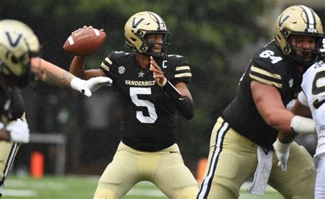 Vanderbilt Football Mike Wright Will Start At Qb Vs Northern Illinois