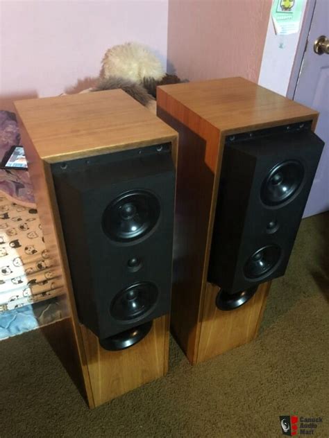 KEF 104 2 Reference Series Speakers With Kube For Sale Canuck Audio Mart