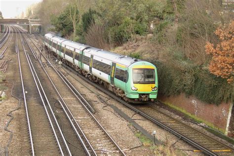 171801 South Croydon Tsgn Southern Class 171 Unit No 1718 Flickr