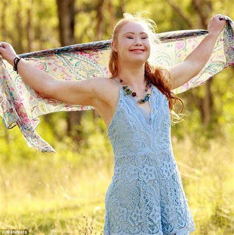 Madeline Stuart With Down Syndrome Lands Contract With Fitness Brand Manifesta Daily Mail Online