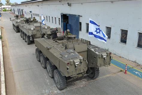 El Ej Rcito De Israel Recibe La Primera Serie De Blindados X Eitan