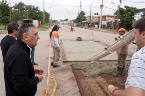 Supervisan Obra De Bacheo Del Barrio San Fernando El Intendente De La