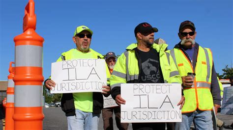 New Bedford longshoremen’s union extends protest against offshore wind ...