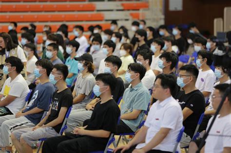 向阳奔跑 未来可期——我校隆重举行2022届毕业典礼暨学士学位授予仪式 湖北工程学院新技术学院