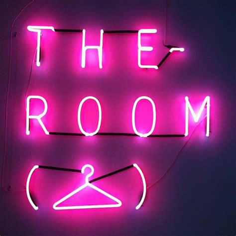 Pin By Cam Nong Bong On Neon Words Neon Words Neon Signs Neon Art