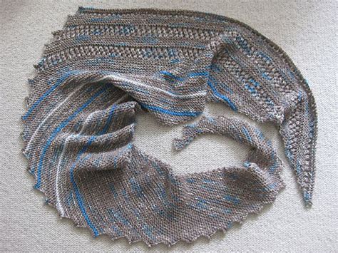 Ravelry Project Gallery For Hitchhiker Pattern By Martina Behm Knitted Shawls Crochet Scarves