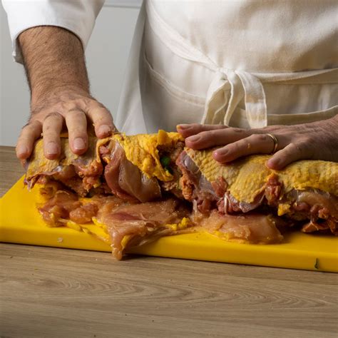 Cappone Ripieno Con Patate E Carciofi Ricetta Festiva