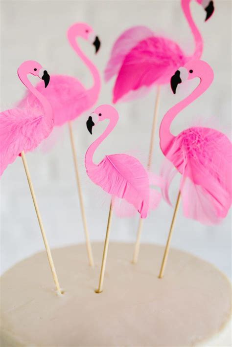 How To Make A DIY Flamingo Cake Topper The Pretty Life Girls