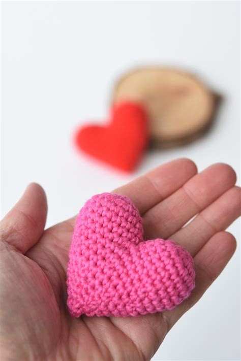 Amigurumi heart free pattern | DIY Valentines gift | lilleliis