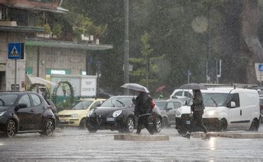 Meteo Giuliacci Estate Assente Settimana Da Incubo Chi Rischia