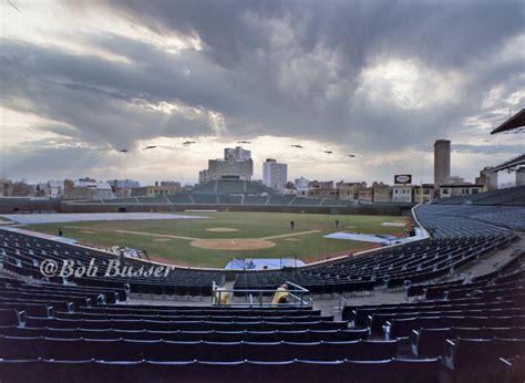 Bob Busser On Twitter Rt Bobbusser Iconic Wrigley Field In 1976 And 1987 Without Lights