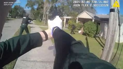 Florida Sheriff S Office Releases Bodycam Footage Showing Man Shot Dead By Deputies Charging